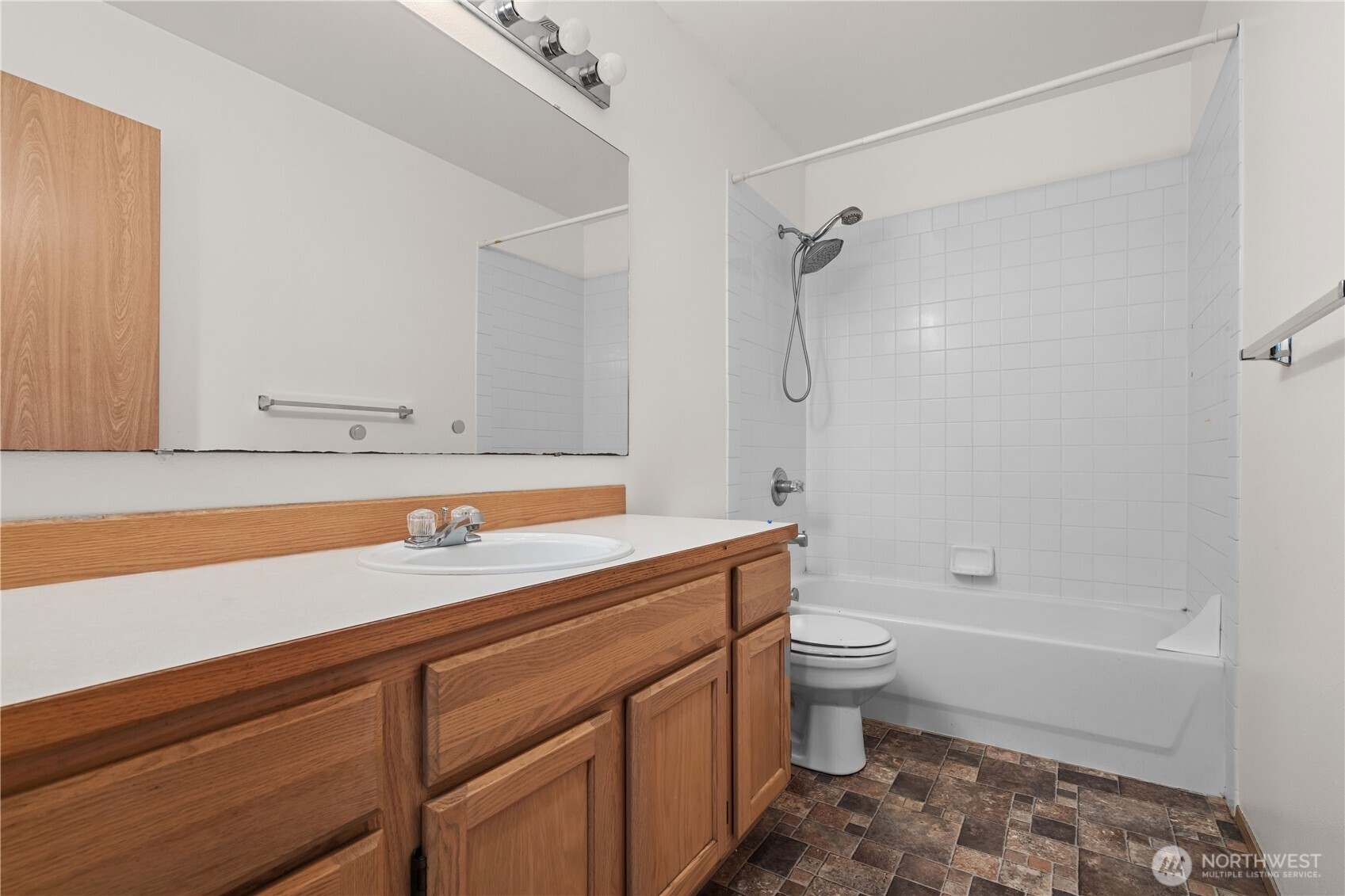 13716 21st Avenue Property Photo 28