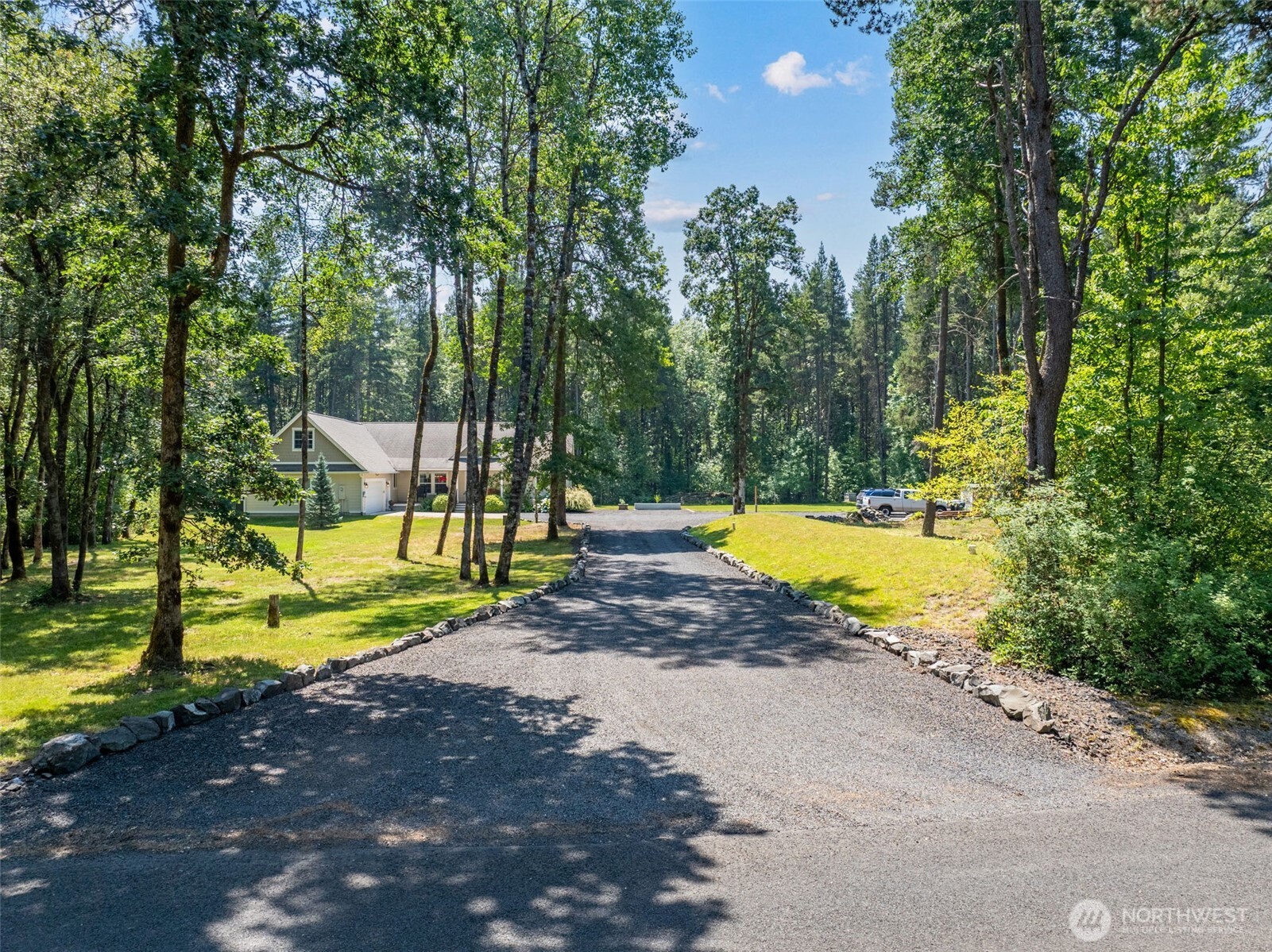 190 Gray Road Property Photo 9