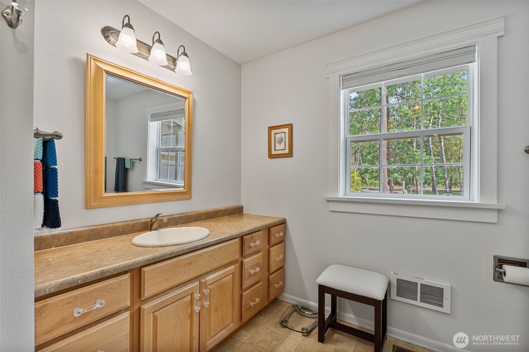 190 Gray Road Property Photo 28