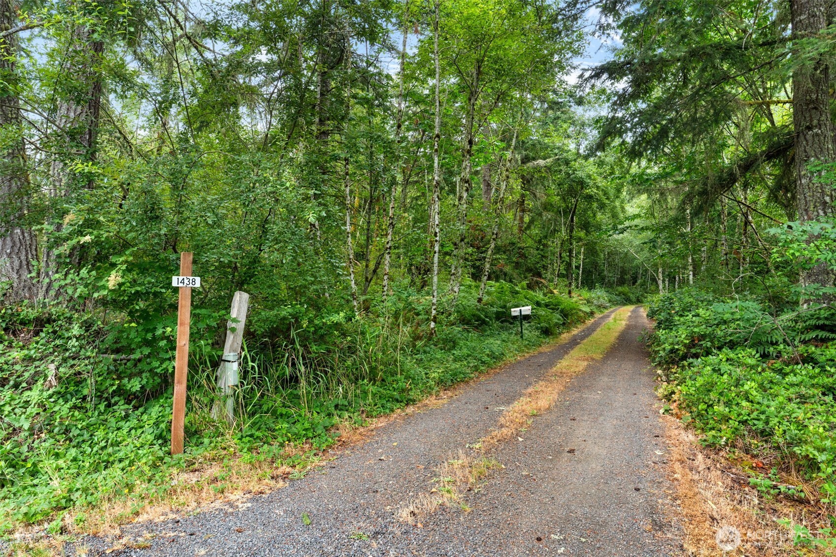 1438 Brown Road Property Photo 3
