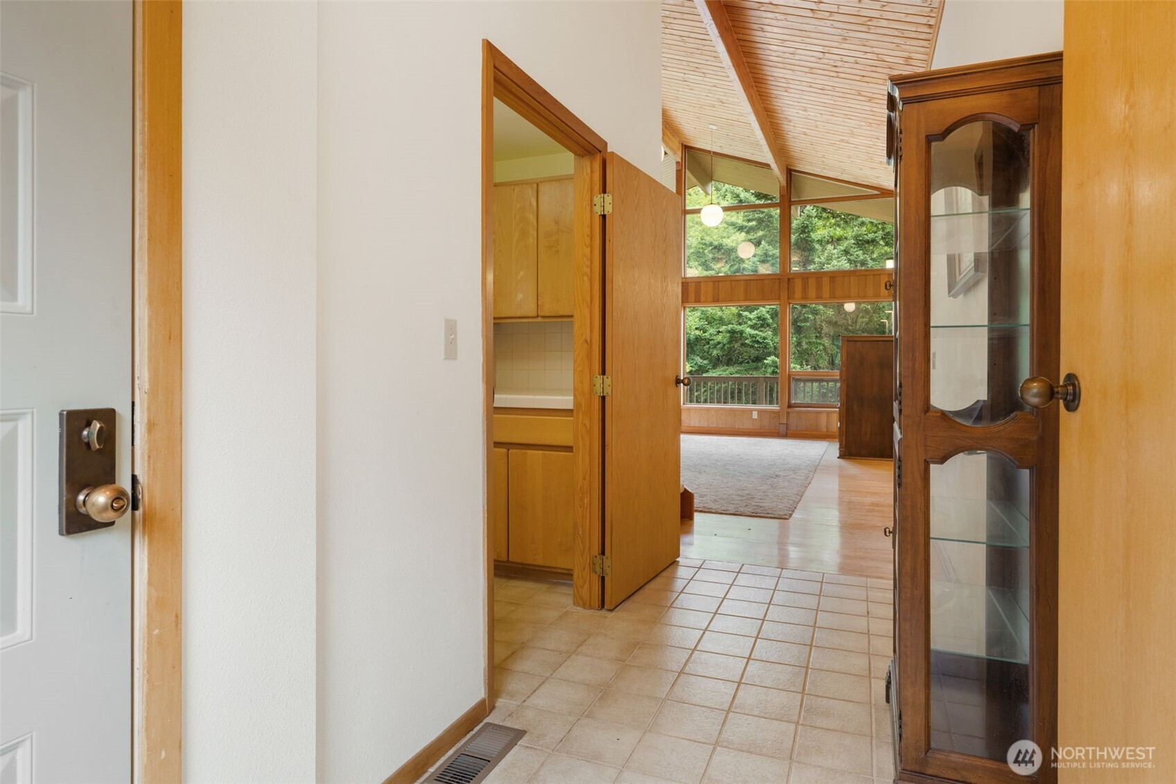 1438 Brown Road Property Photo 16