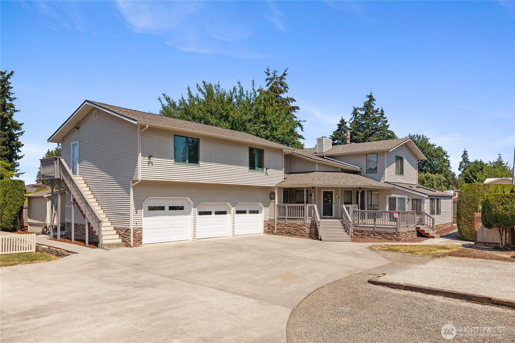 4505 72nd Street Property Photo 1