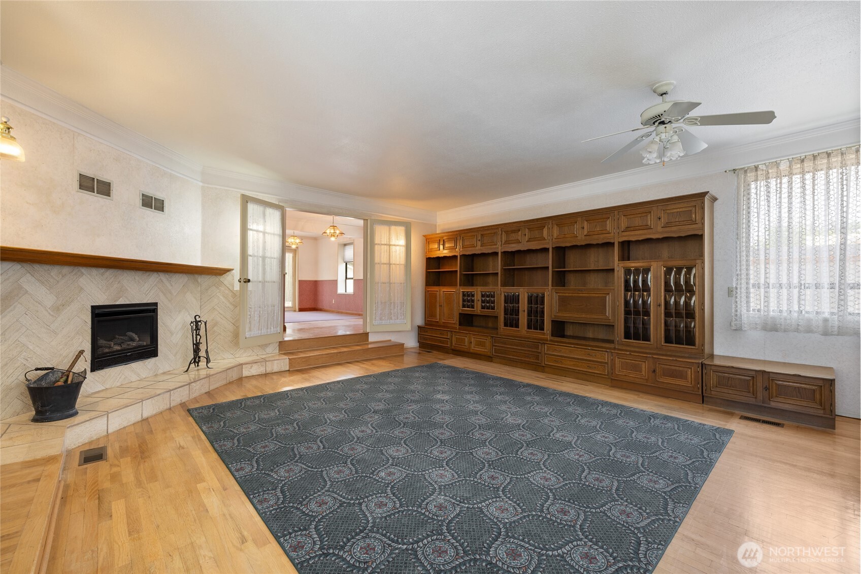 4505 72nd Street Property Photo 6