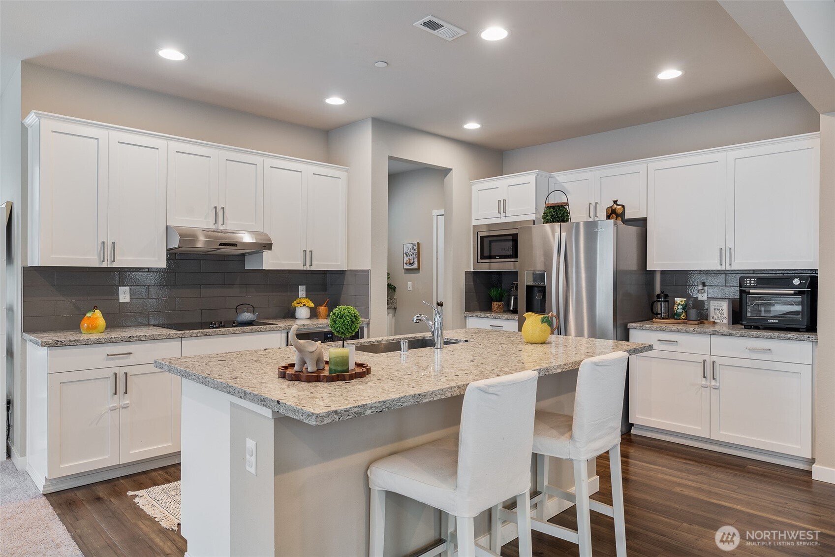 3520 192nd Place Property Photo 8