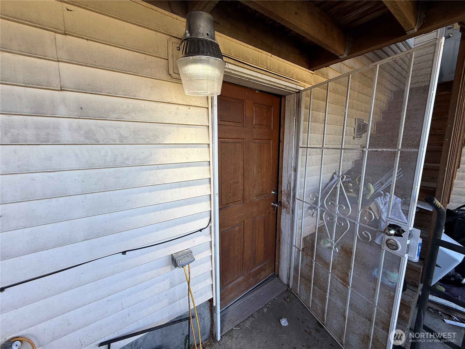 5309 S Augusta Street Property Photo 3