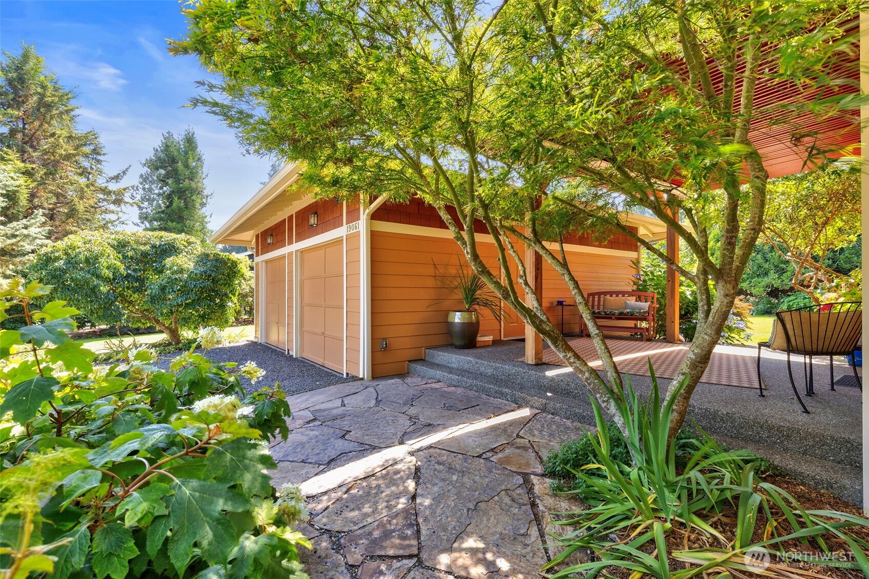 19061 Harris Avenue Property Photo 5