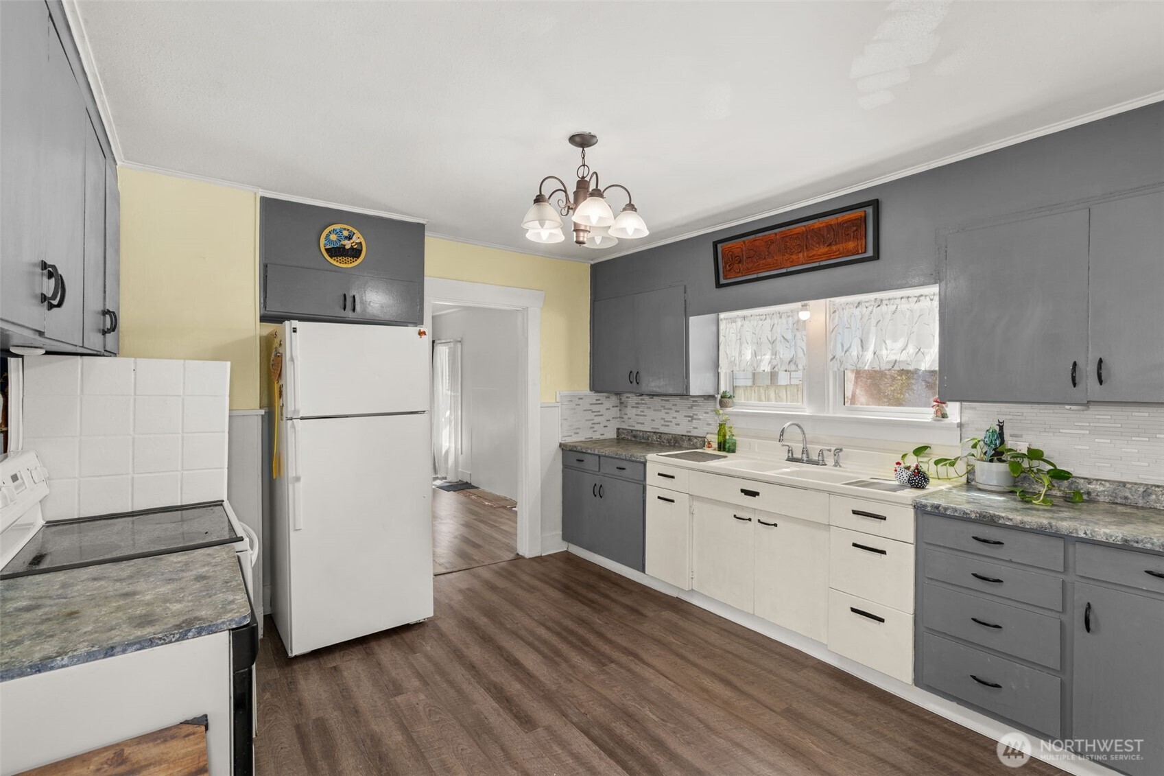1131 J Street Property Photo 8