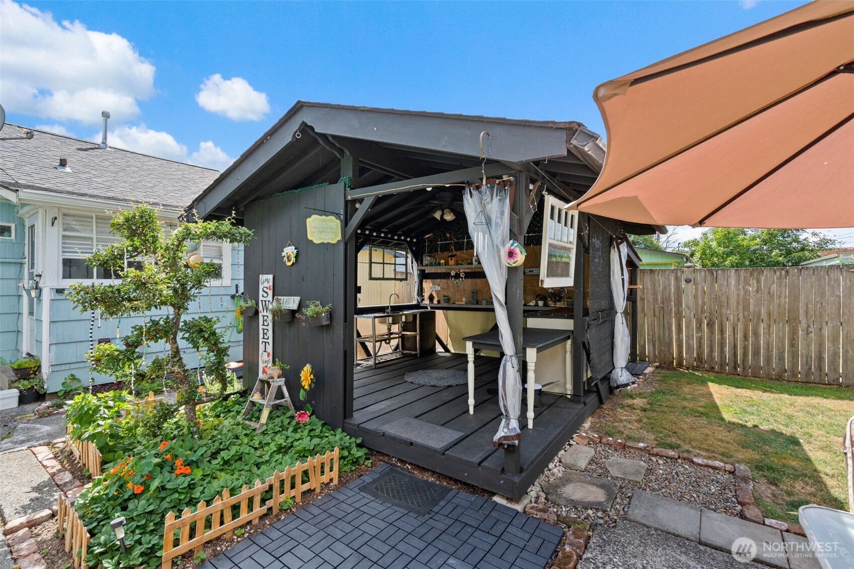 1131 J Street Property Photo 25
