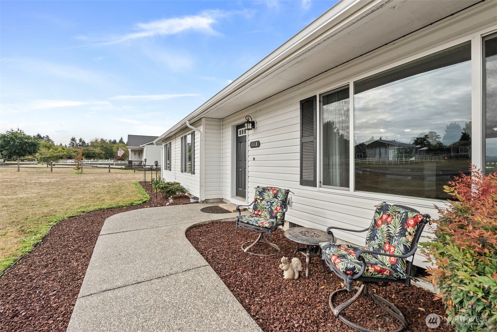 113 Karen Court Property Photo 3