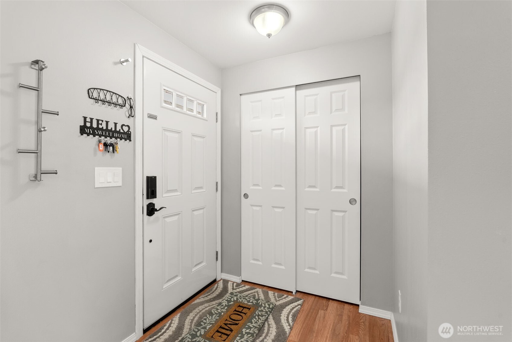 113 Karen Court Property Photo 5