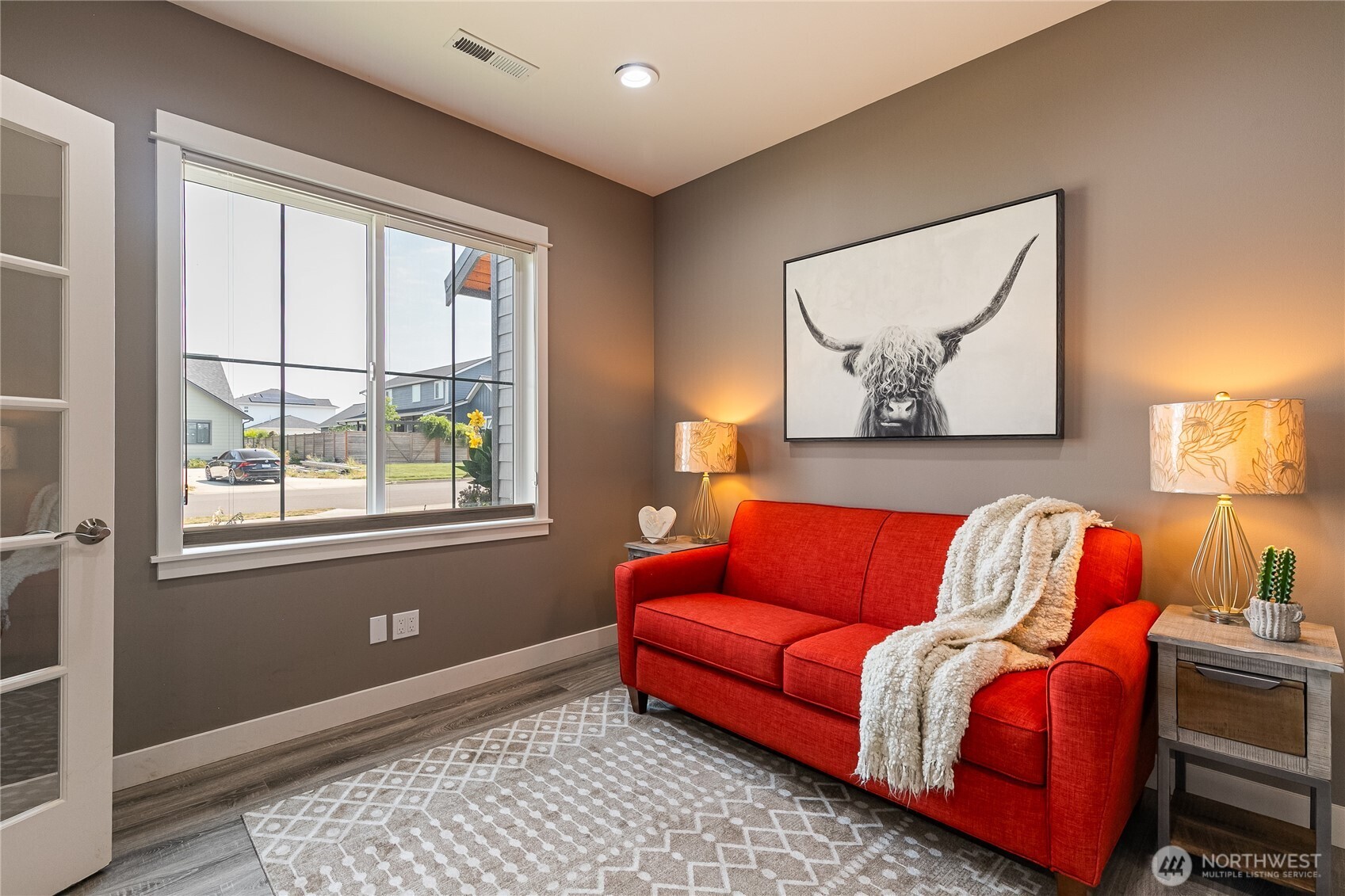 2240 Berryman Loop Property Photo 7