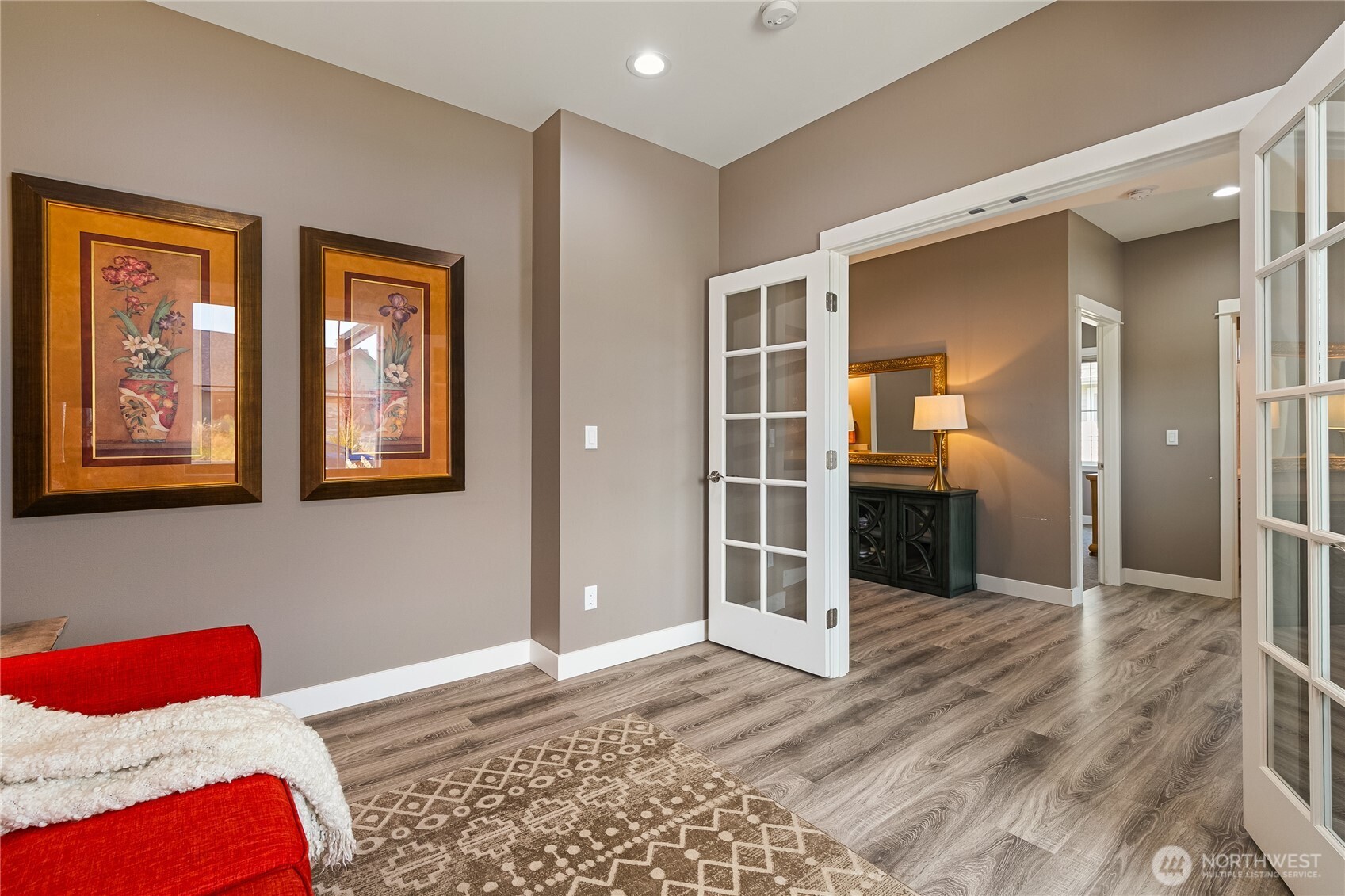 2240 Berryman Loop Property Photo 8