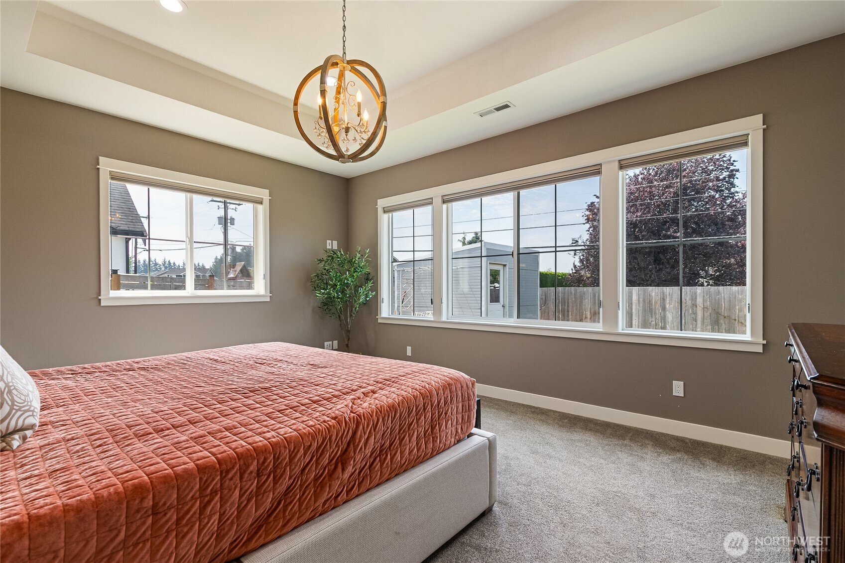 2240 Berryman Loop Property Photo 21