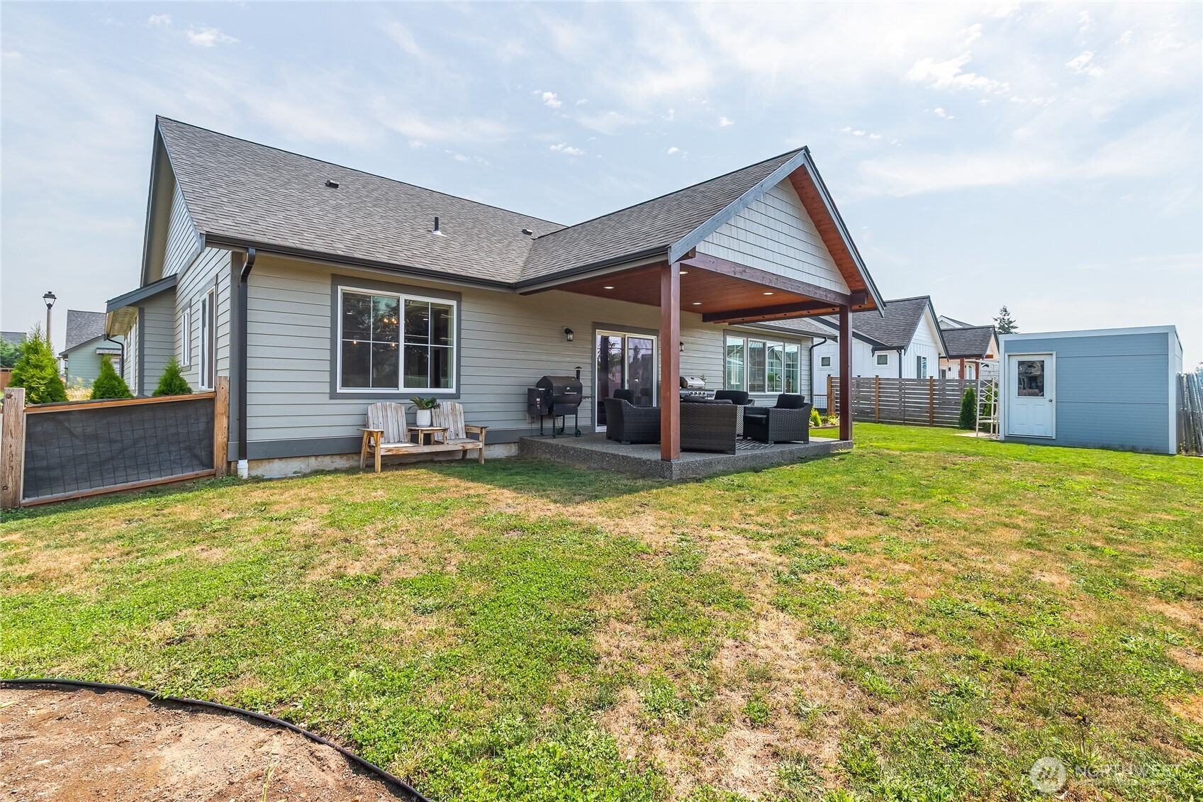2240 Berryman Loop Property Photo 35