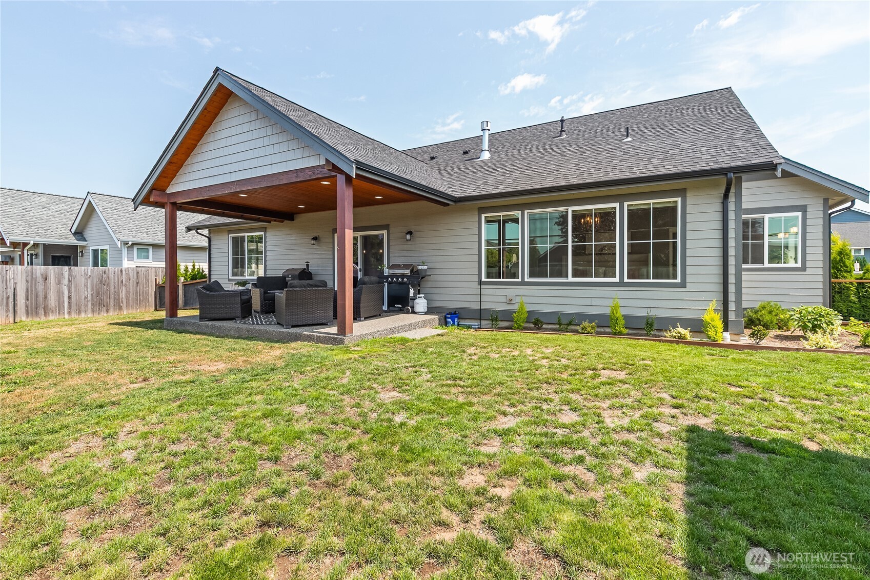 2240 Berryman Loop Property Photo 36
