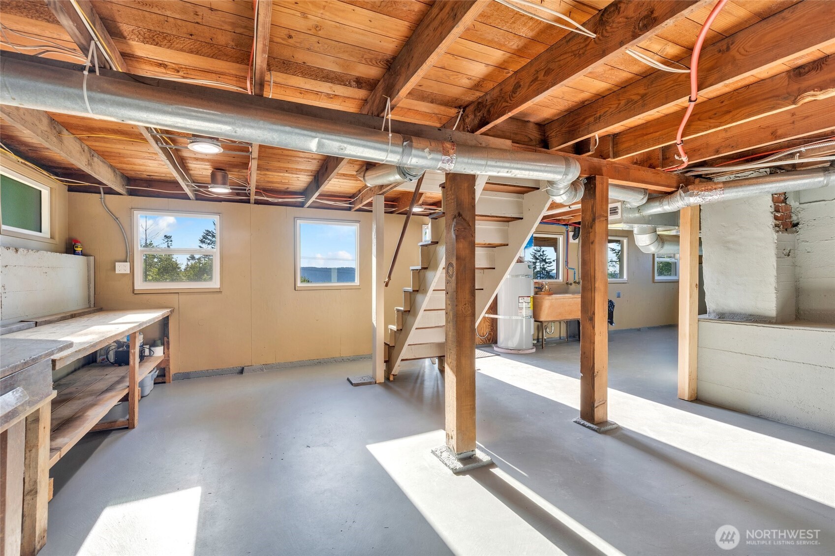 501 11 Street Property Photo 29