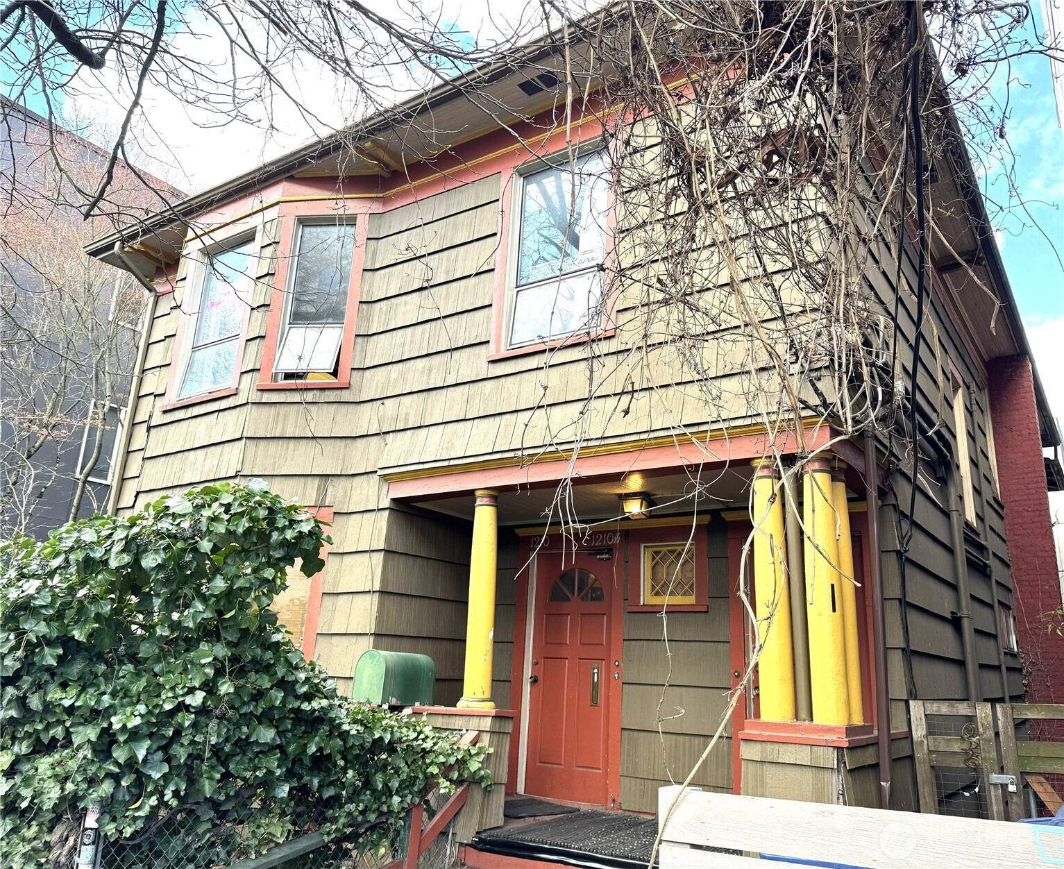 1210 E Pine Street Property Photo 1