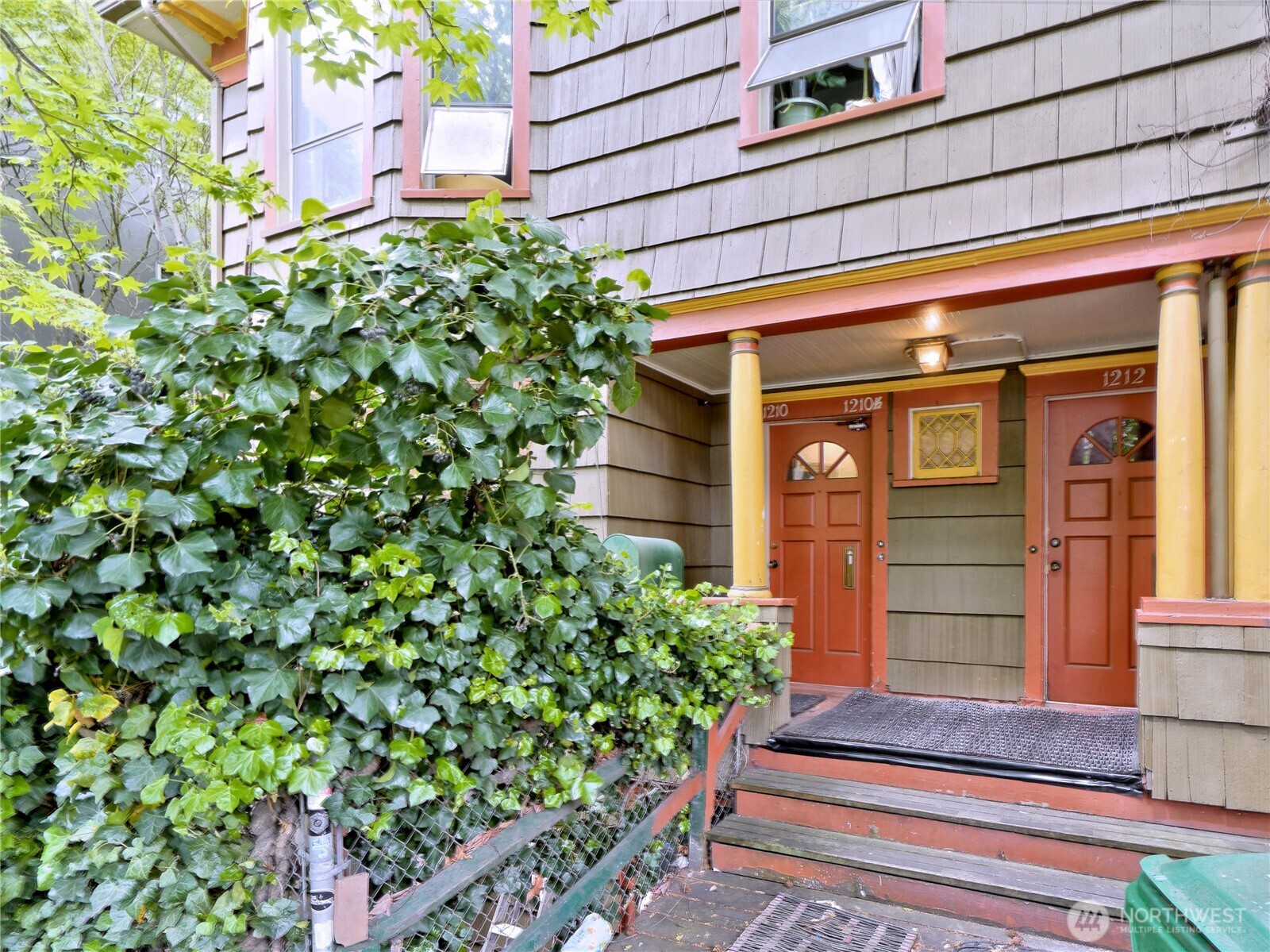 1210 E Pine Street Property Photo 2