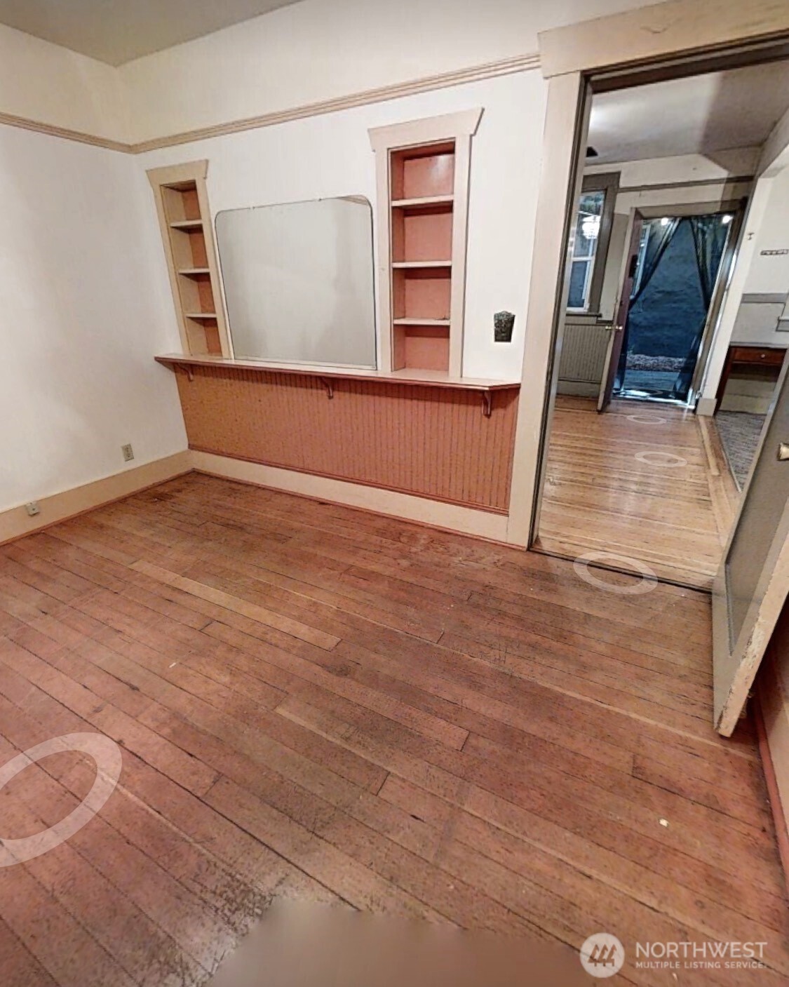 1210 E Pine Street Property Photo 11