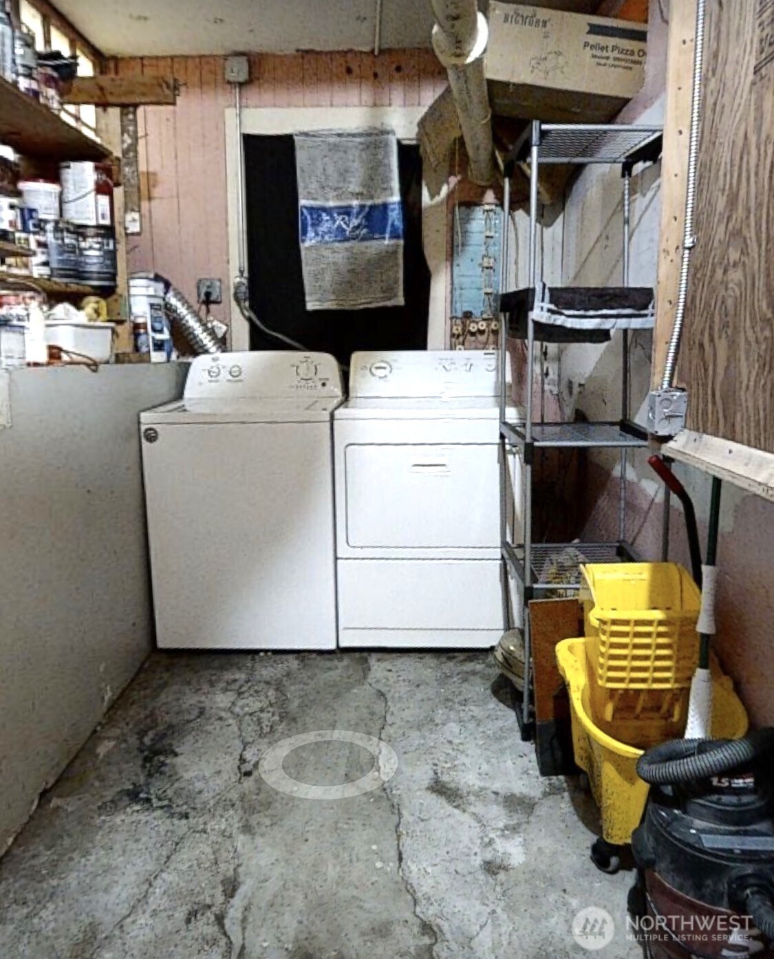 1210 E Pine Street Property Photo 12
