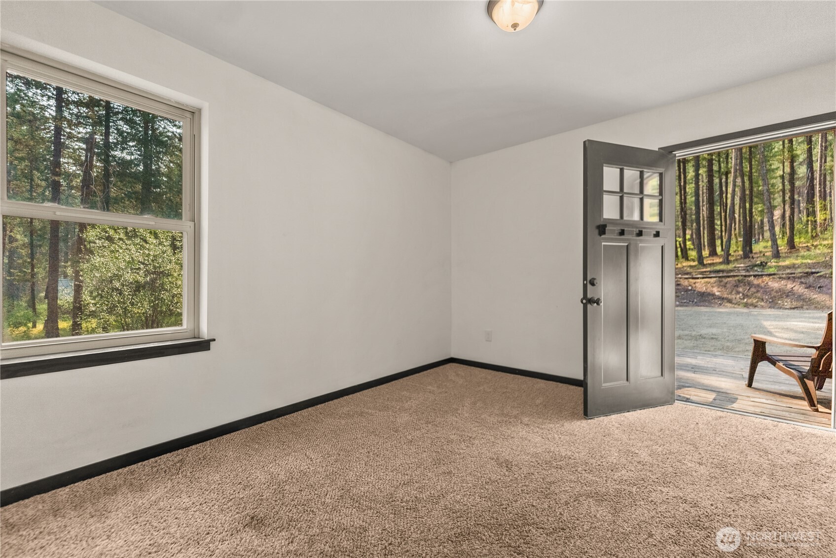 21 Liberty Lane Property Photo 33