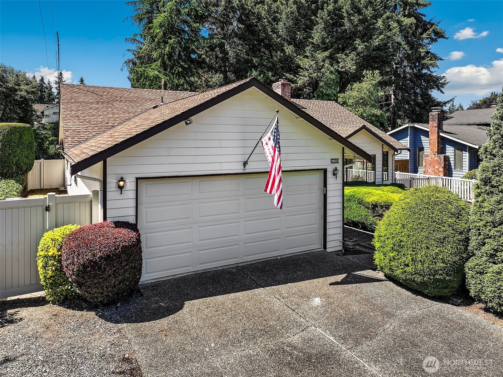 20832 88th Place Property Photo 2