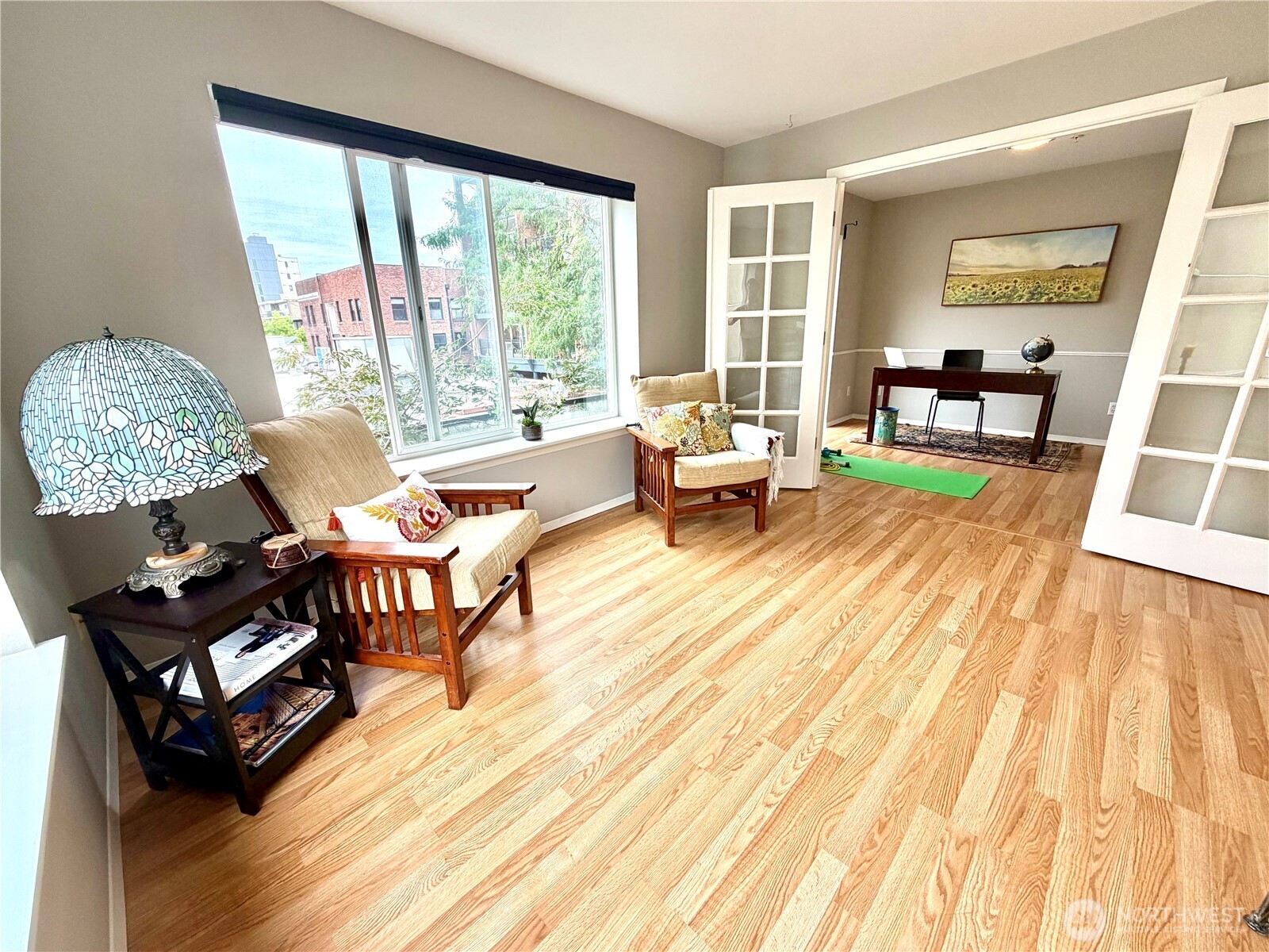712 E Denny Way 401 Property Photo 1