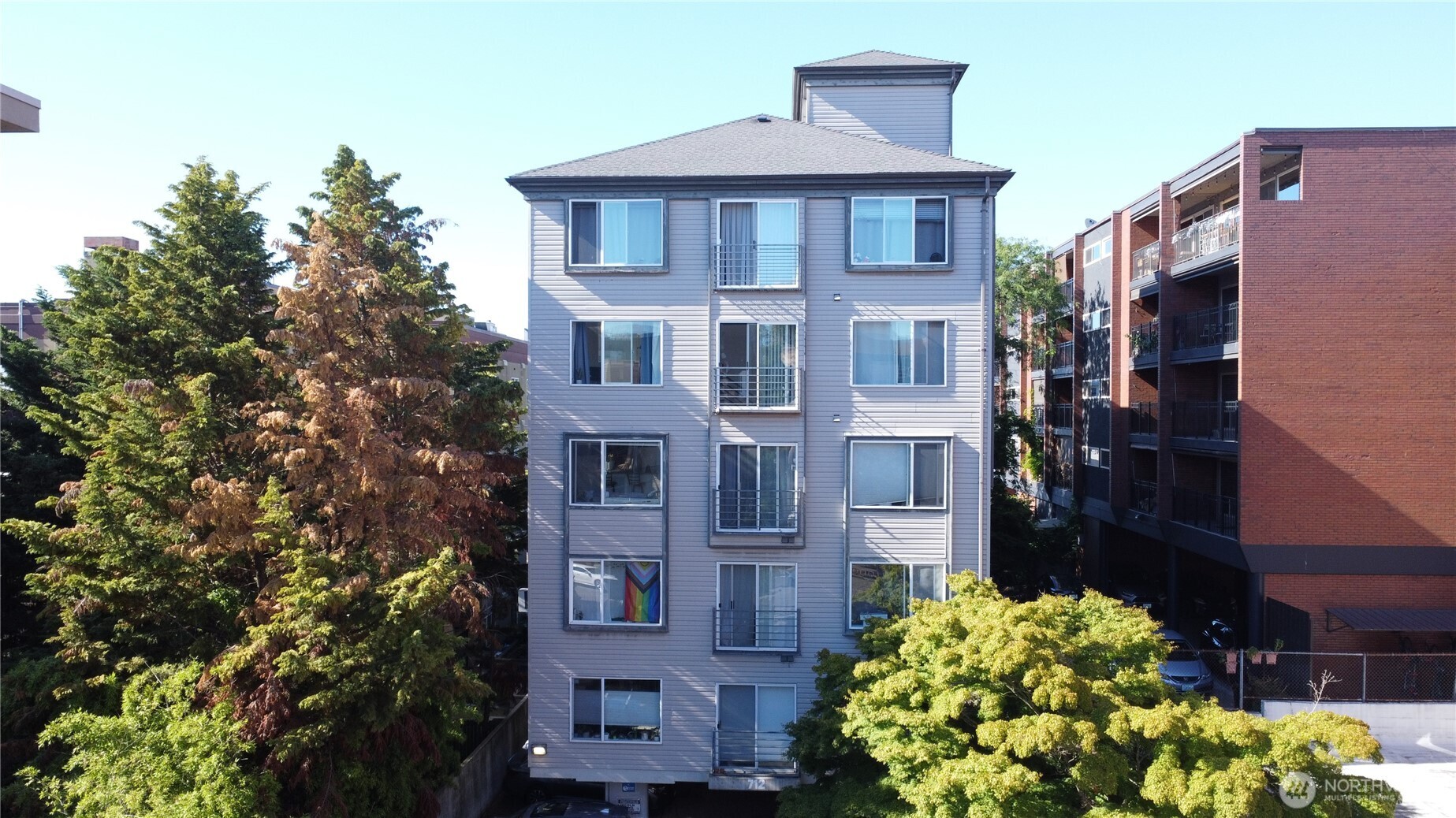 712 E Denny Way 401 Property Photo 5