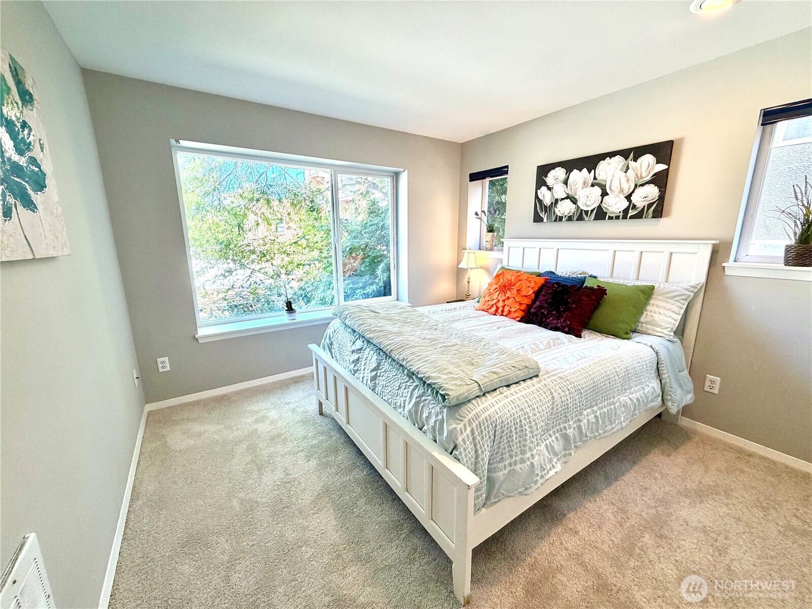 712 E Denny Way 401 Property Photo 16
