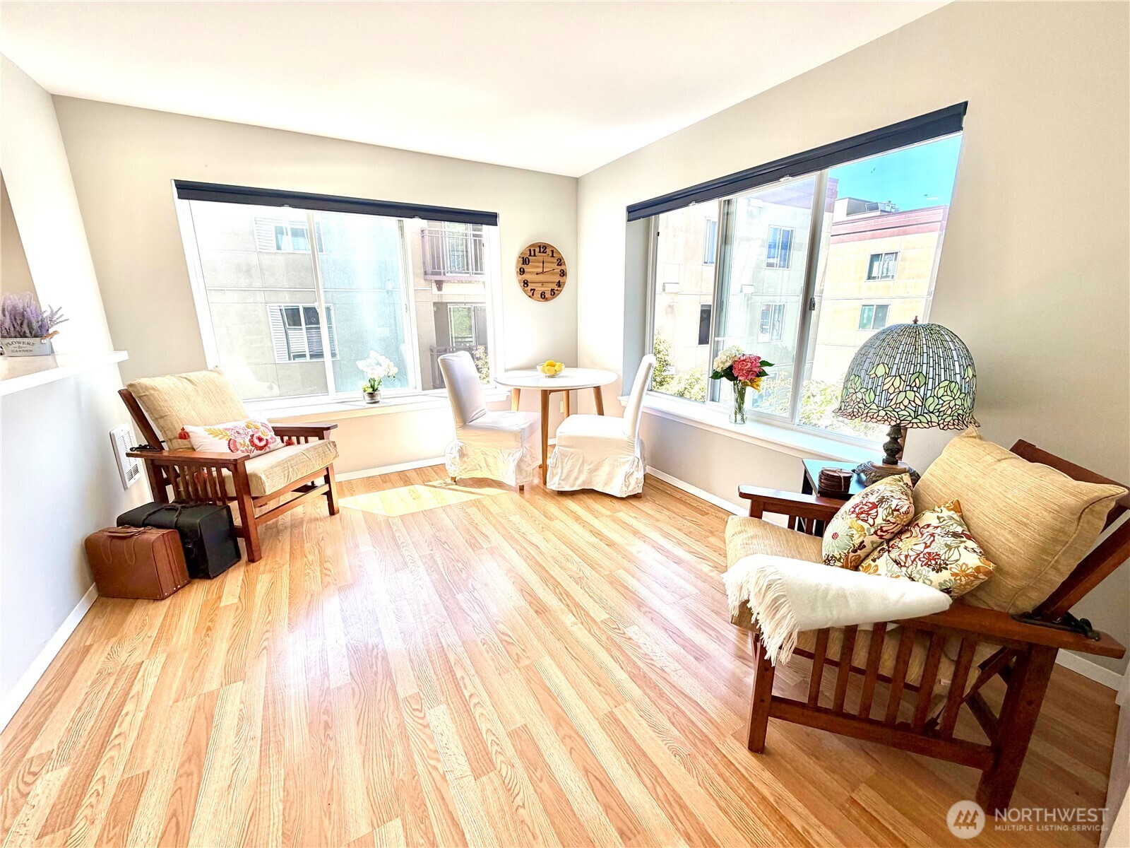 712 E Denny Way 401 Property Photo 26