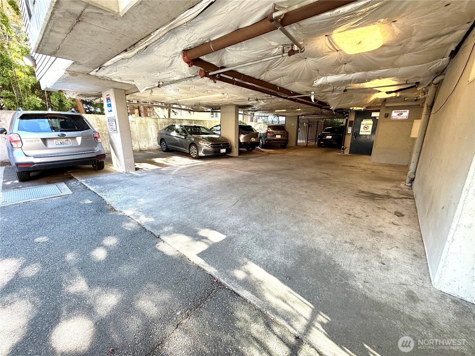 712 E Denny Way 401 Property Photo 27