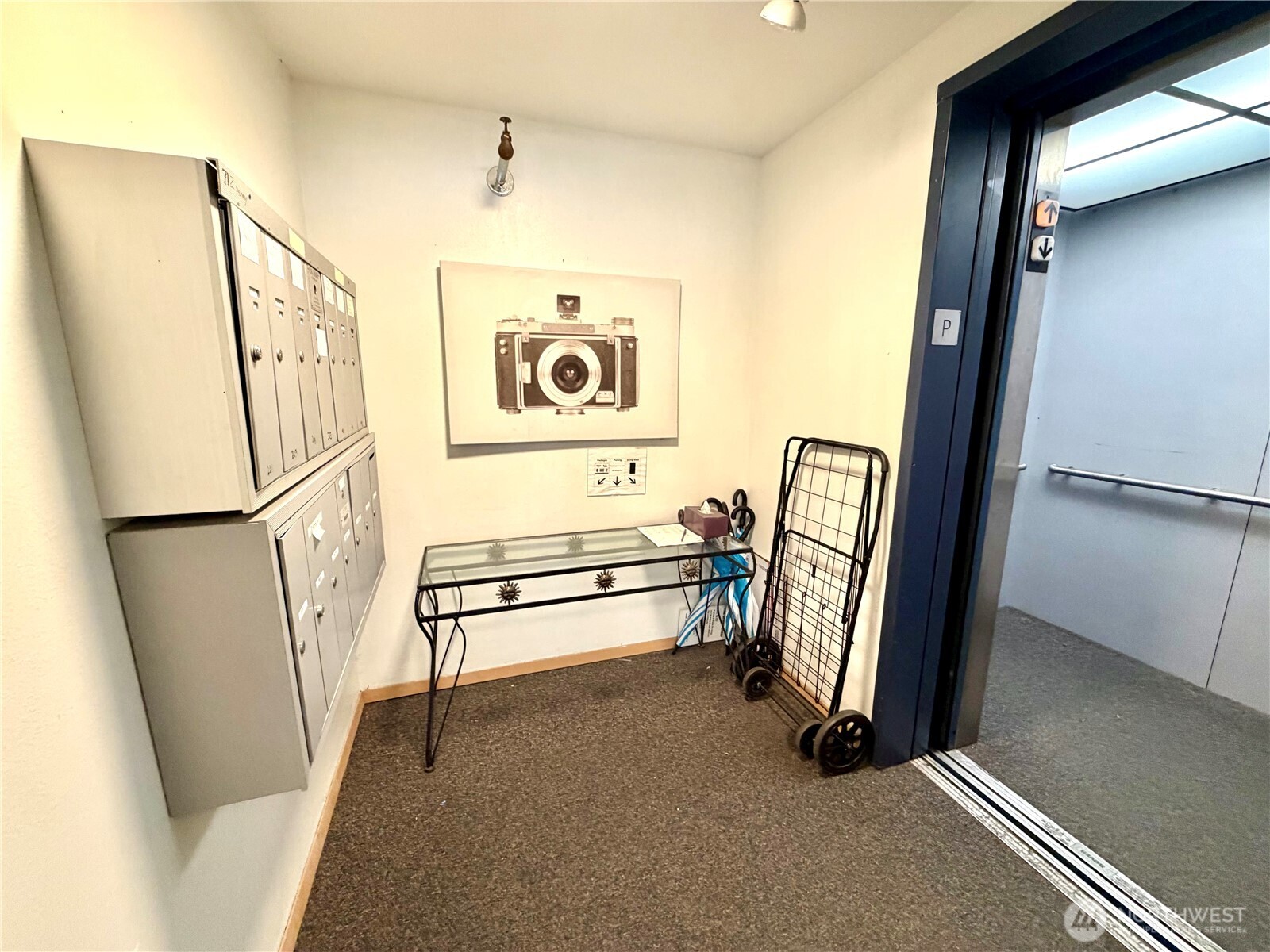 712 E Denny Way 401 Property Photo 28