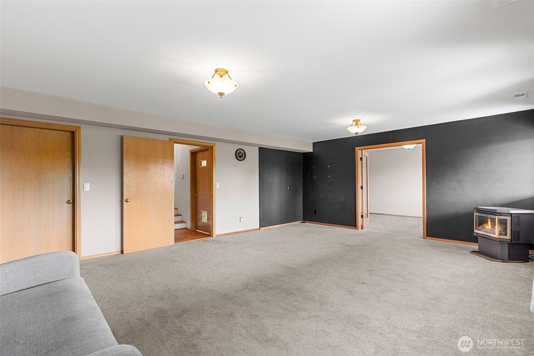 5128 Seaview Way Property Photo 28