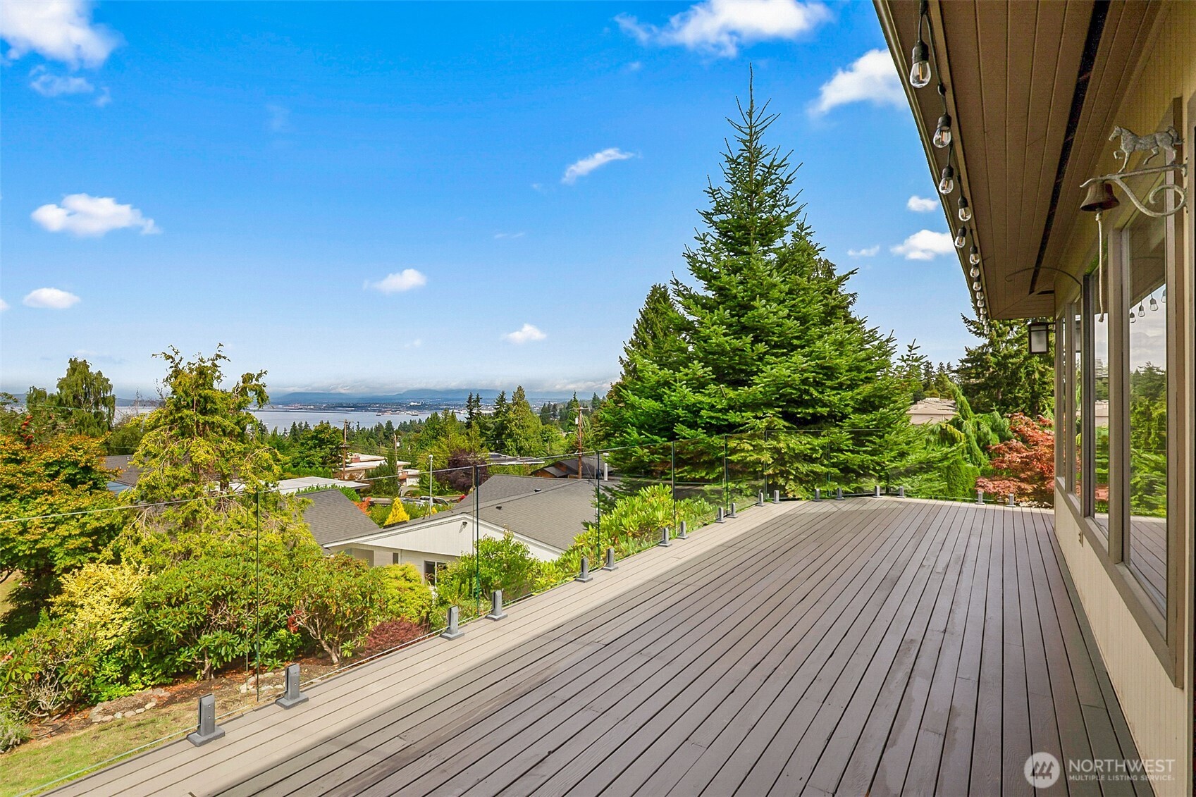 5128 Seaview Way Property Photo 39