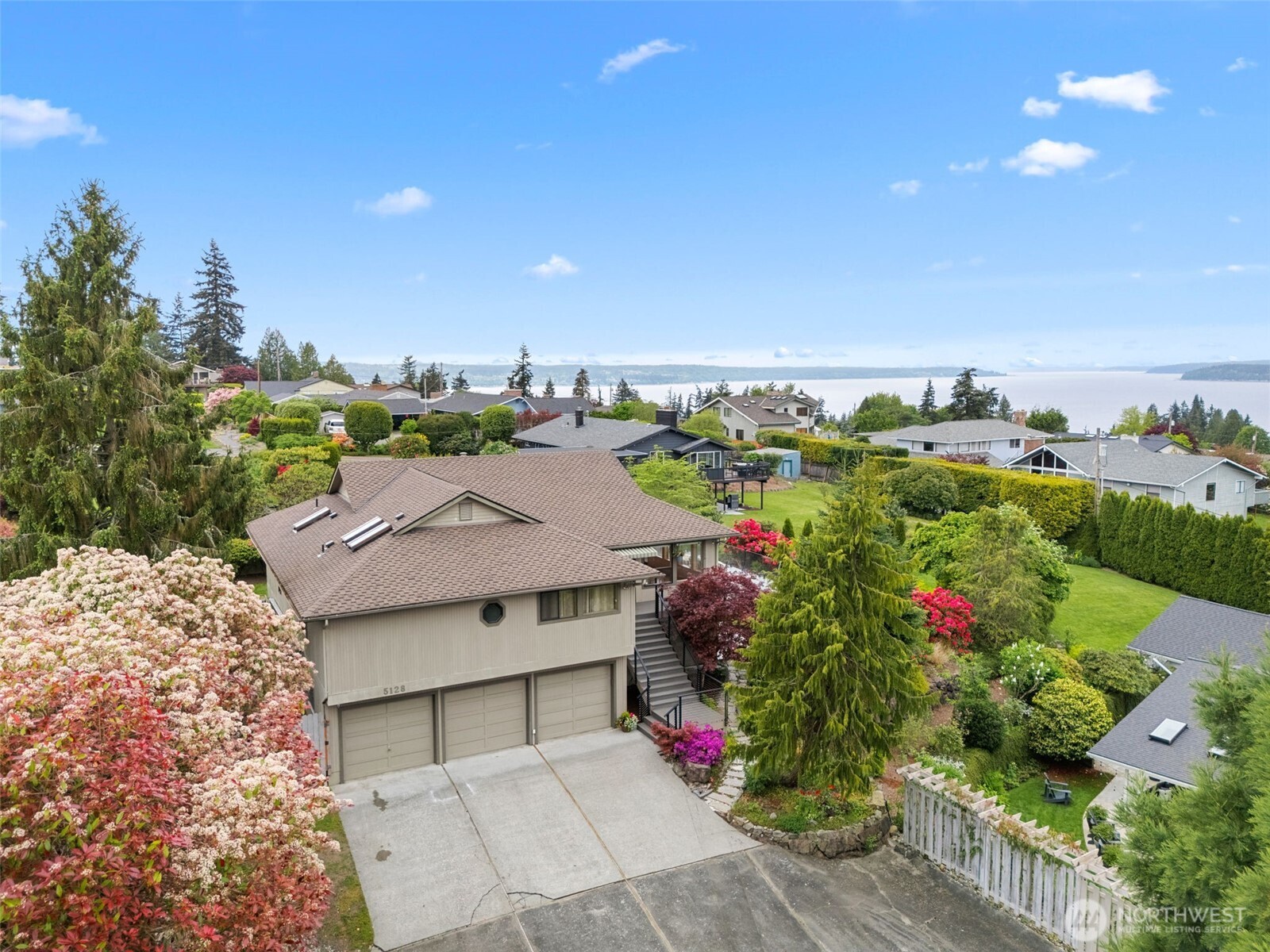 5128 Seaview Way Property Photo 40