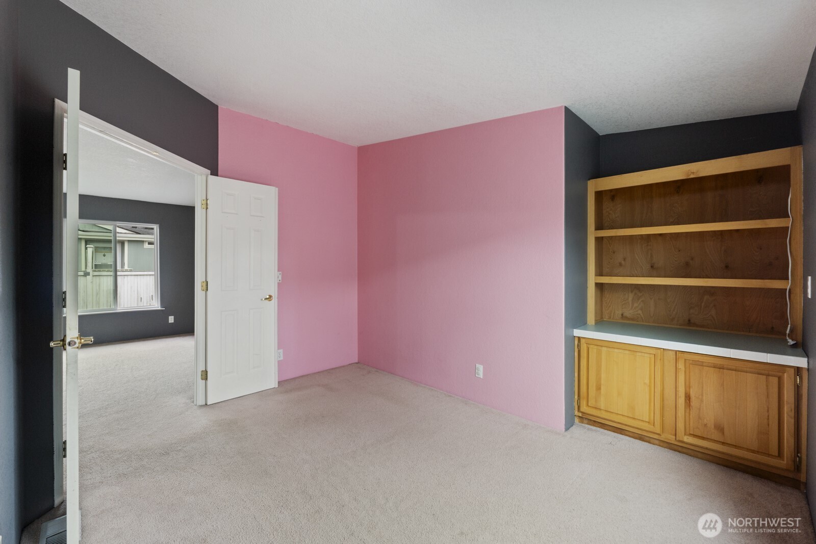 8331 15th Place Property Photo 14