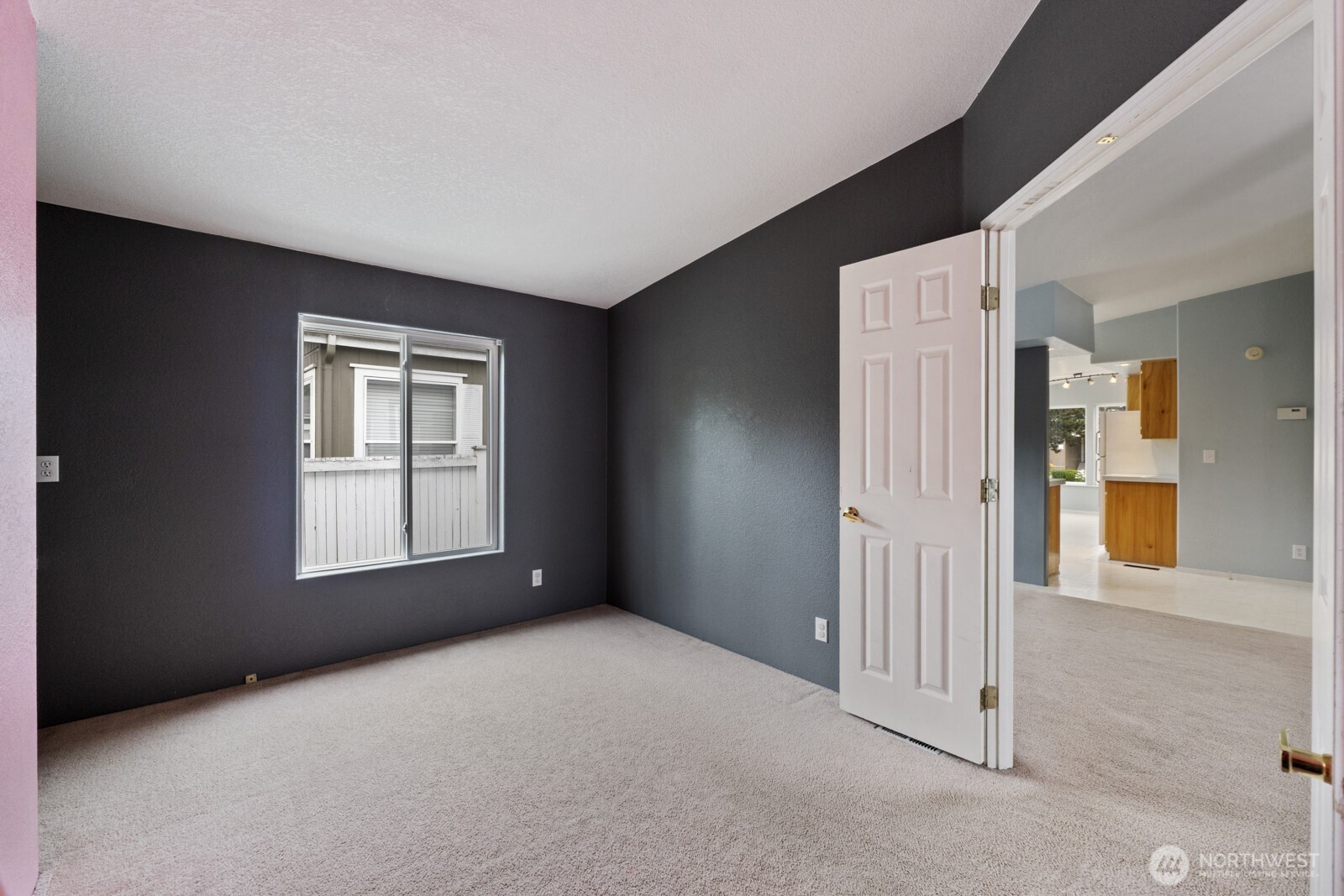 8331 15th Place Property Photo 15