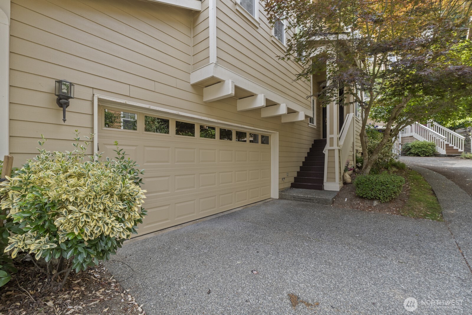 71 Sunset Court Property Photo 2