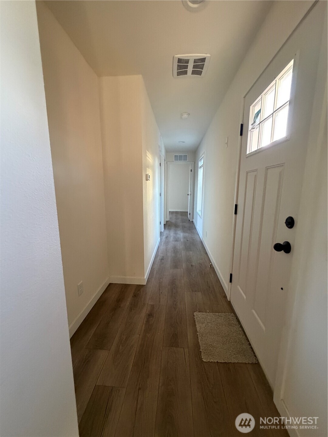 105 W Washington Avenue 39 Property Photo 5