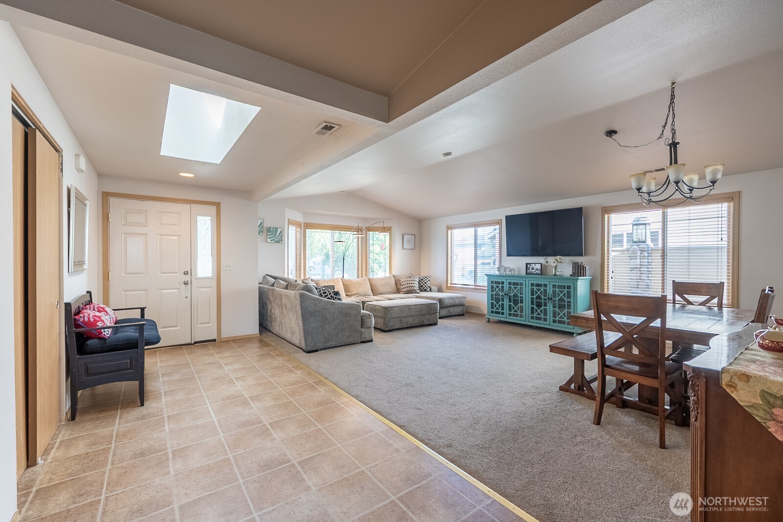 206 I Street Property Photo 4
