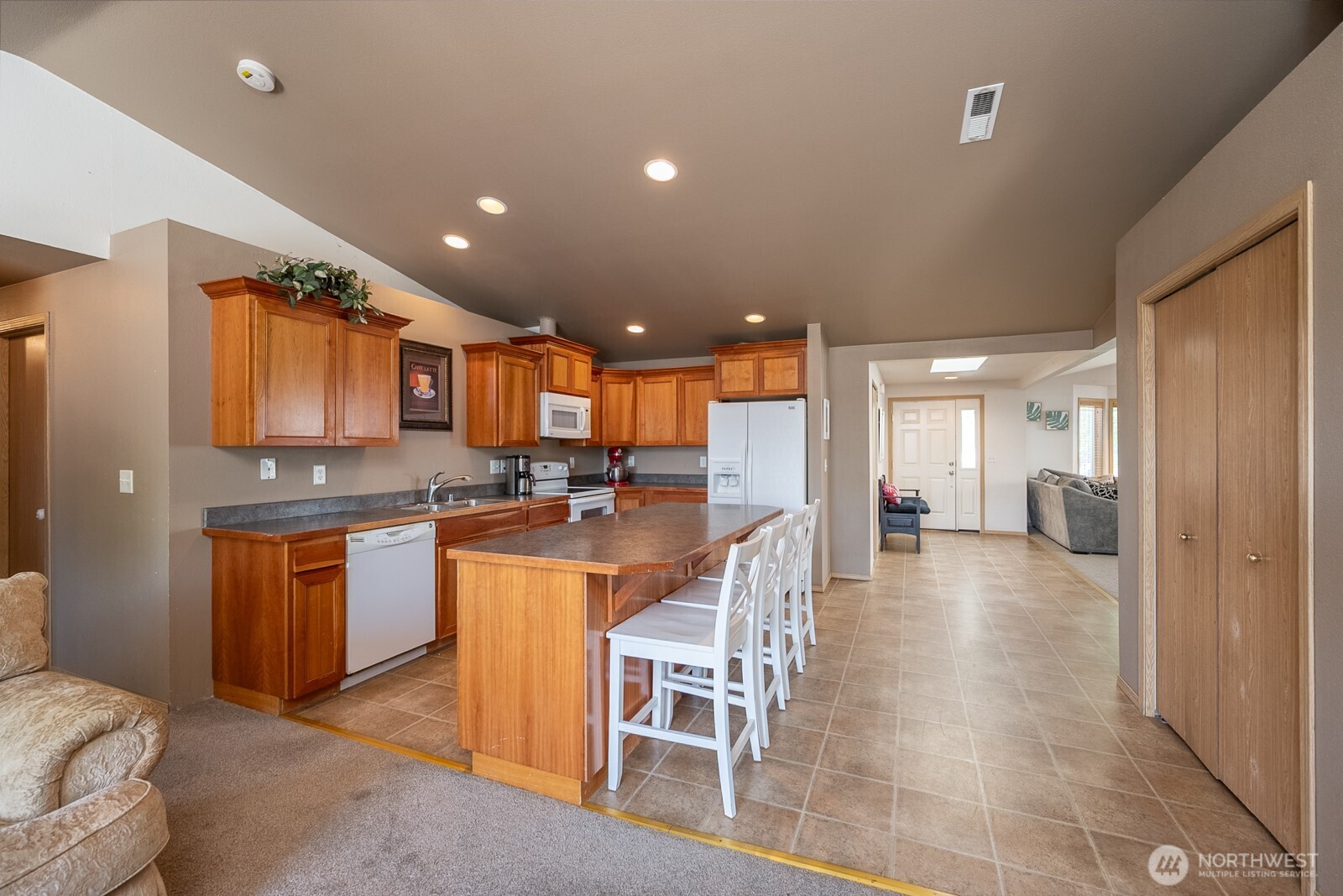 206 I Street Property Photo 8