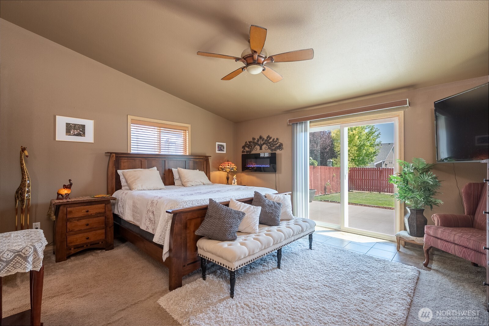 206 I Street Property Photo 13