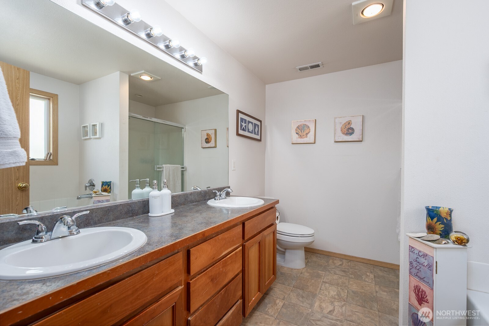 206 I Street Property Photo 15