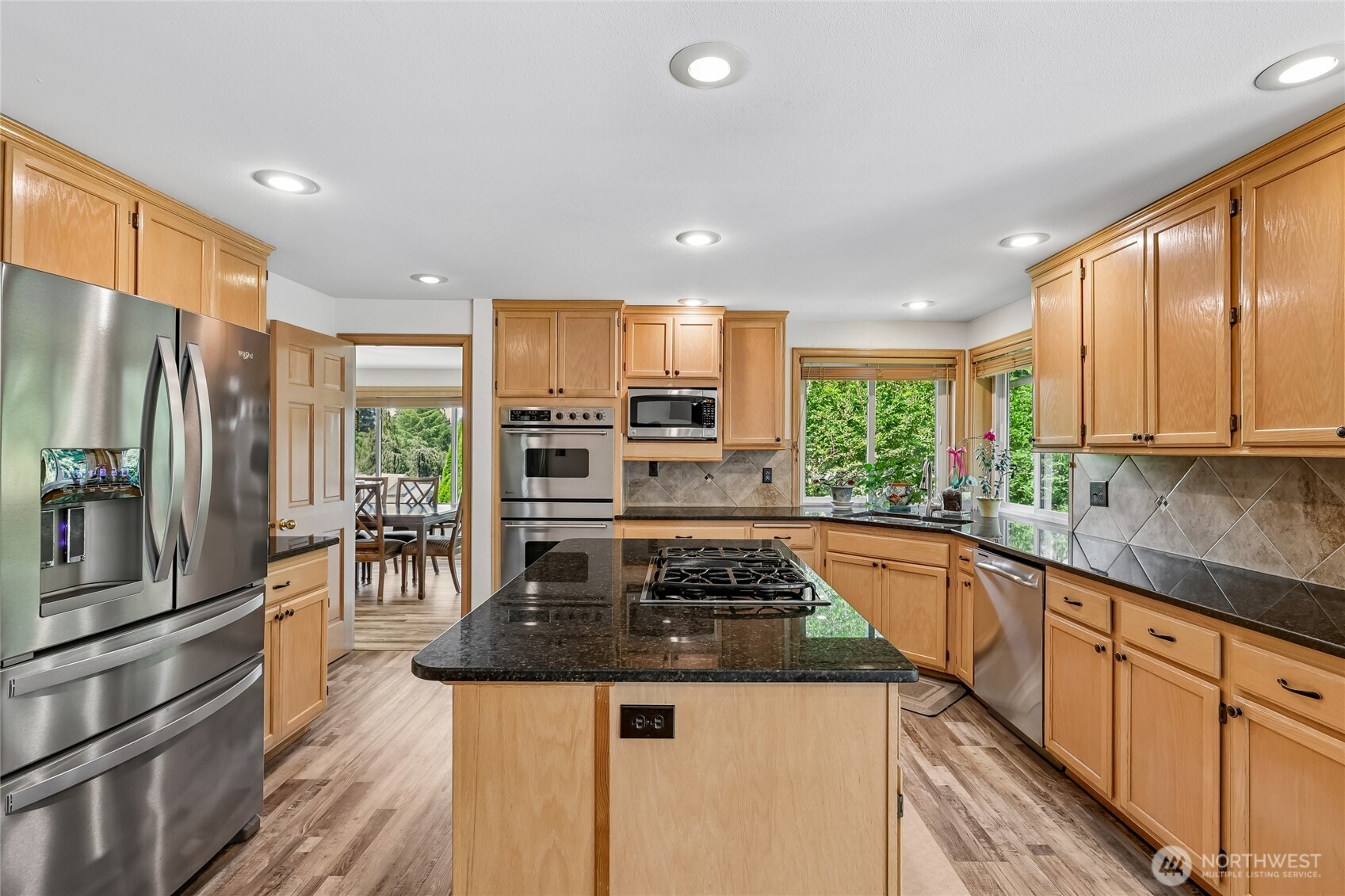 14909 16th Avenue Property Photo 7