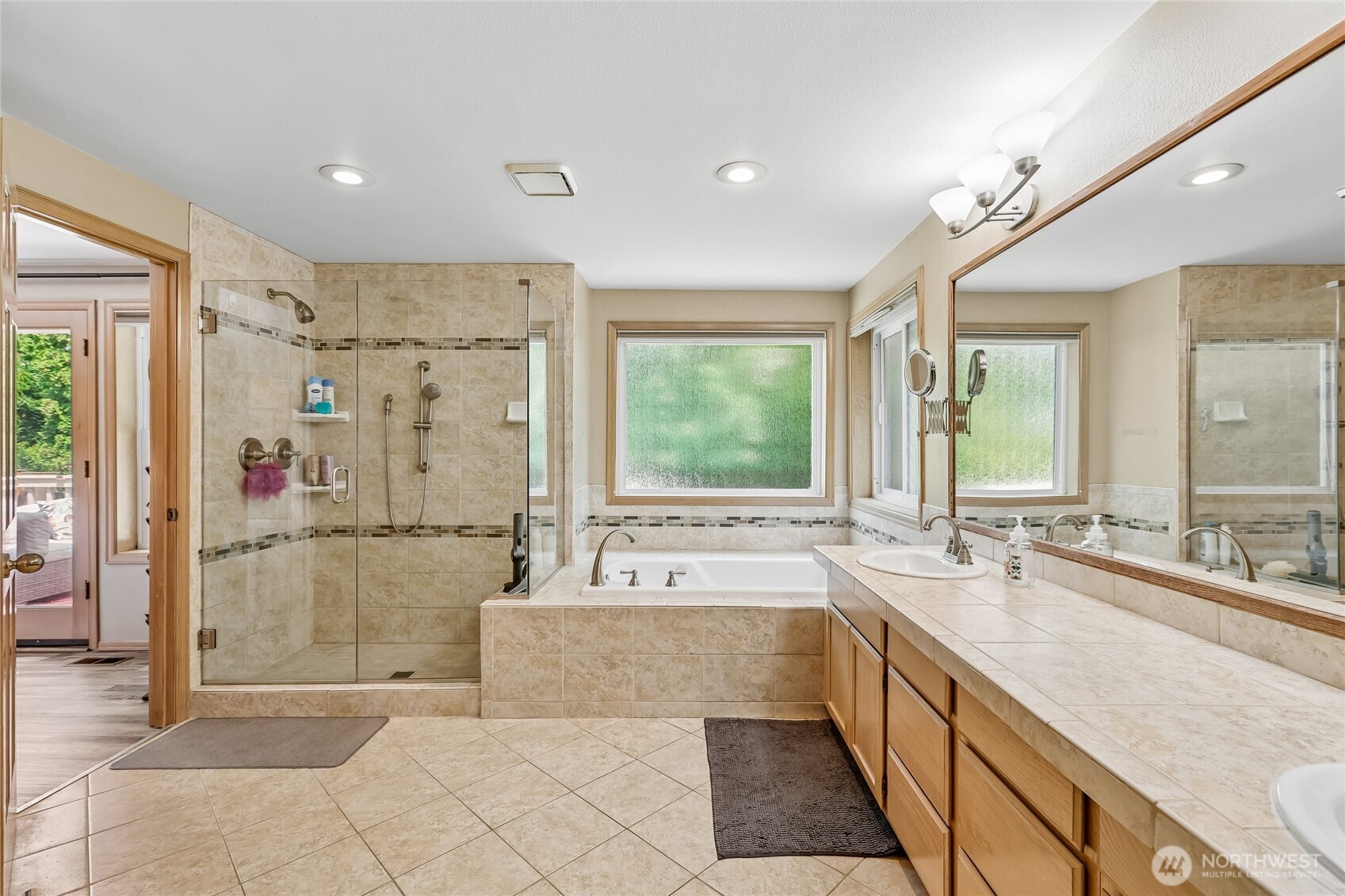 14909 16th Avenue Property Photo 13