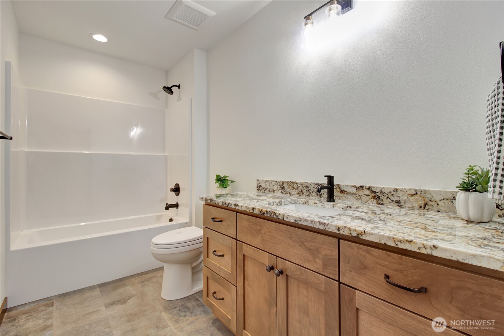 716 Givens Avenue Property Photo 14