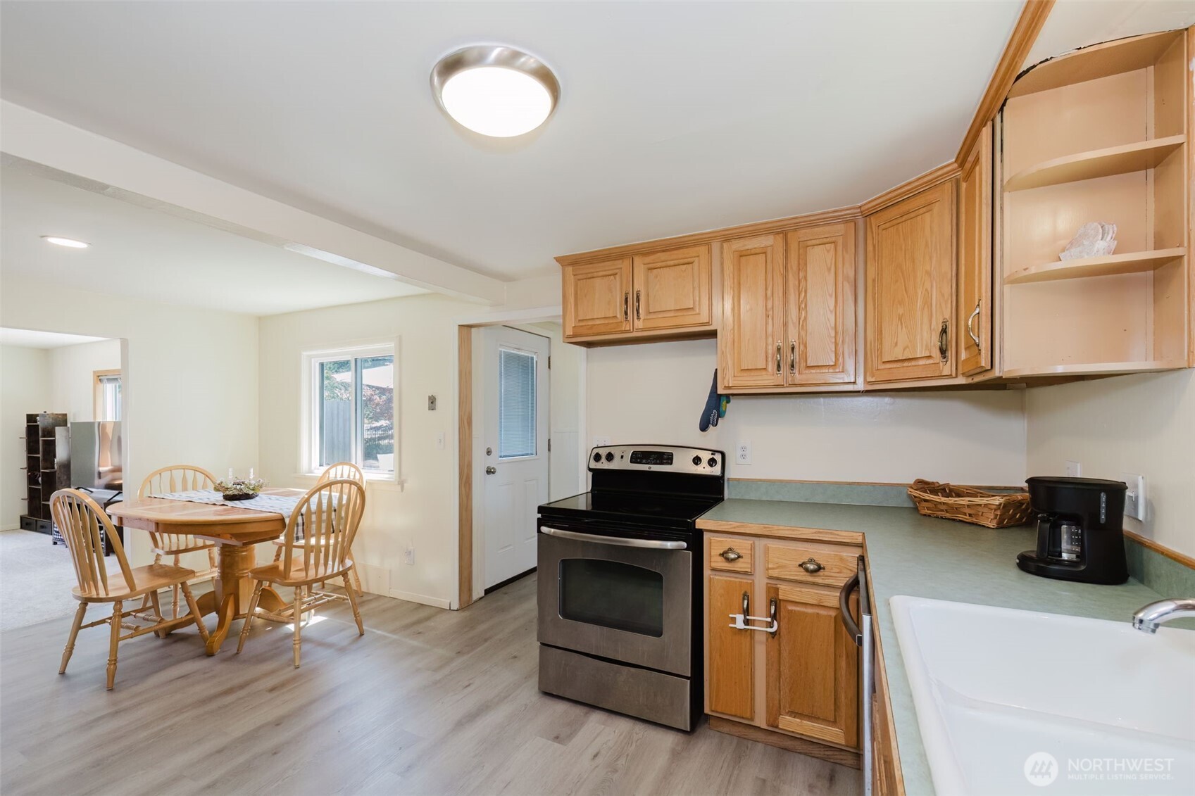 143 Dora Avenue Property Photo 7