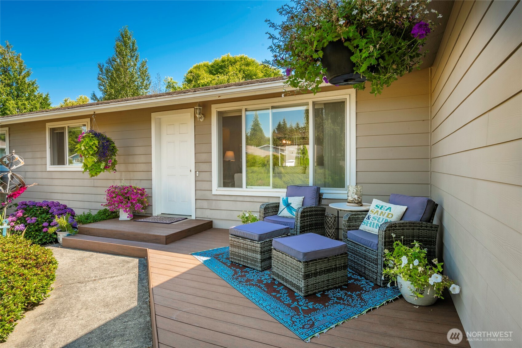8160 Kayak Way Property Photo 1