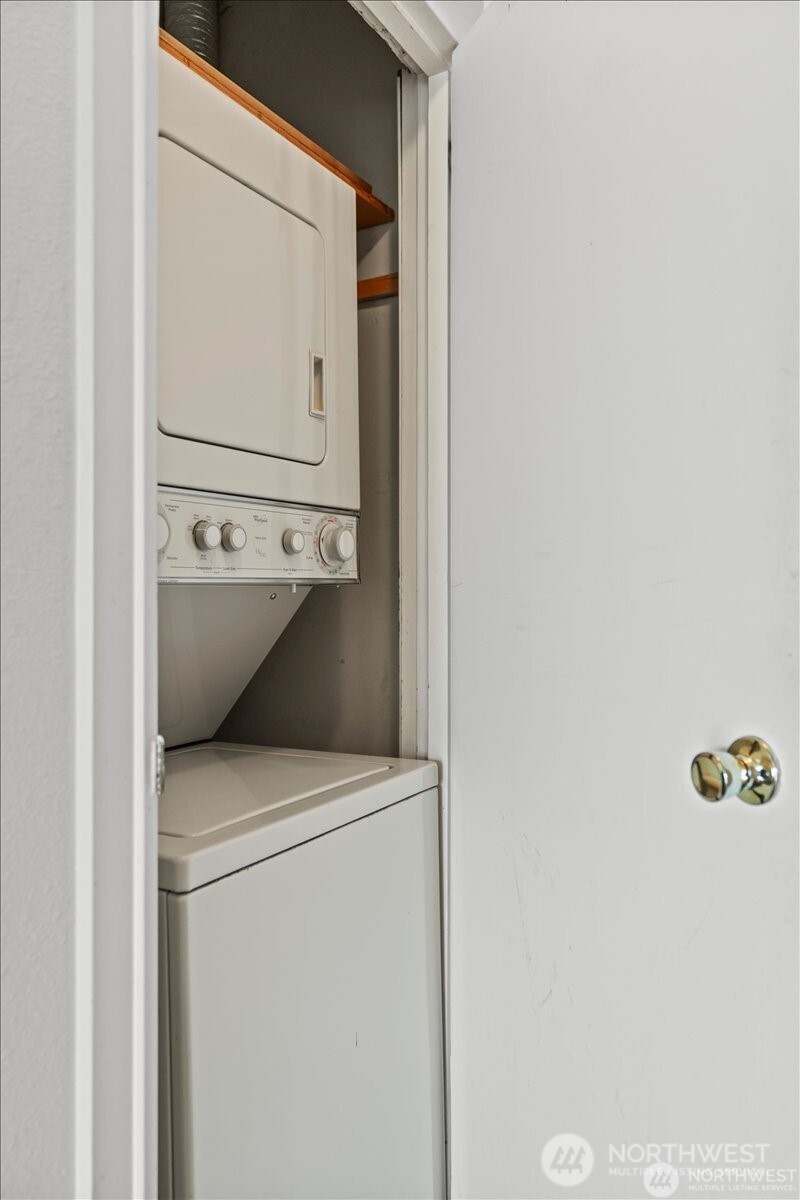 414 Lakeside Avenue 13 Property Photo 25