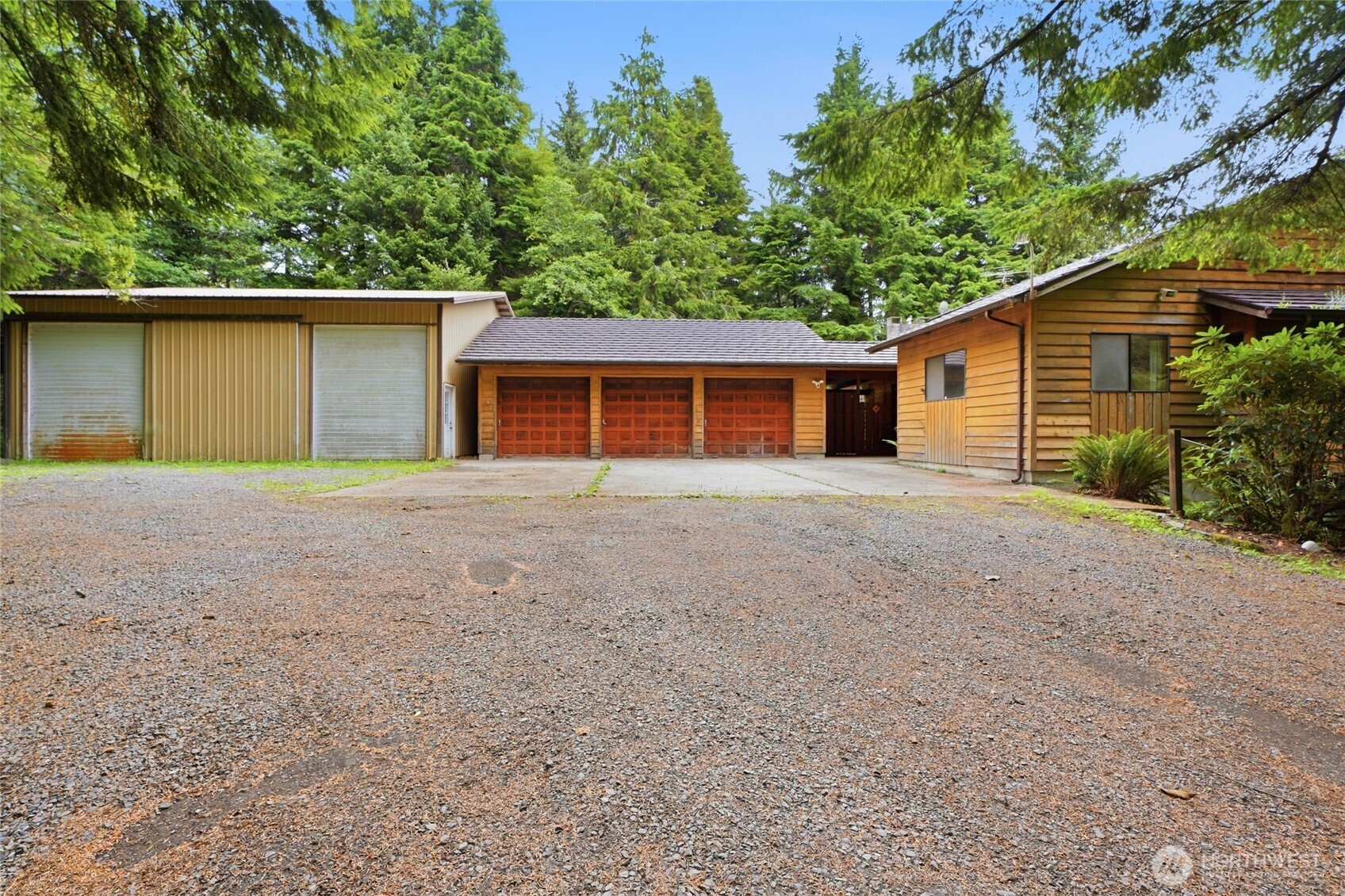 1736 State Route 101 Property Photo 3